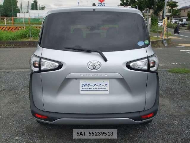 Toyota SIENTA 2017-12 8686546-19