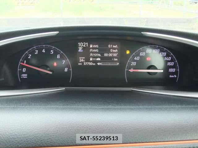 Toyota SIENTA 2017-12 8686546-3