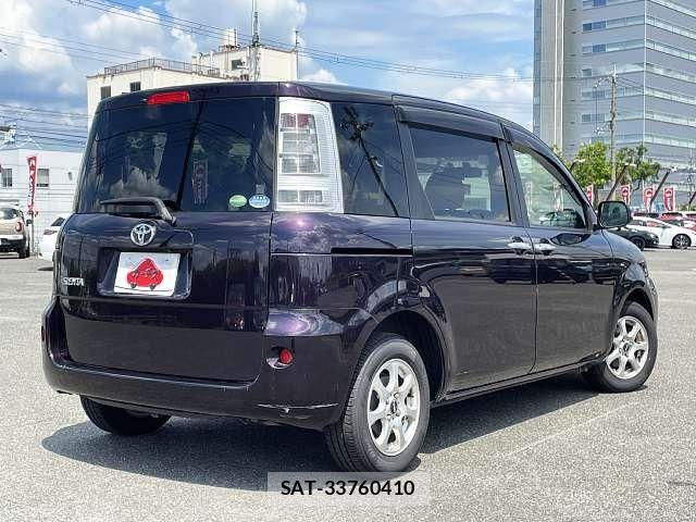 Toyota SIENTA 2013-01 8745857-2