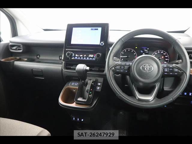 Toyota SIENTA 2023-05 8745836-1