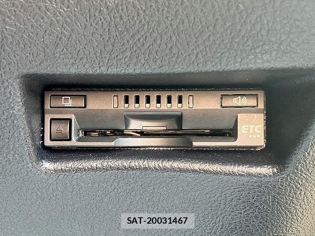 Toyota SIENTA 2020-06 8745841-9