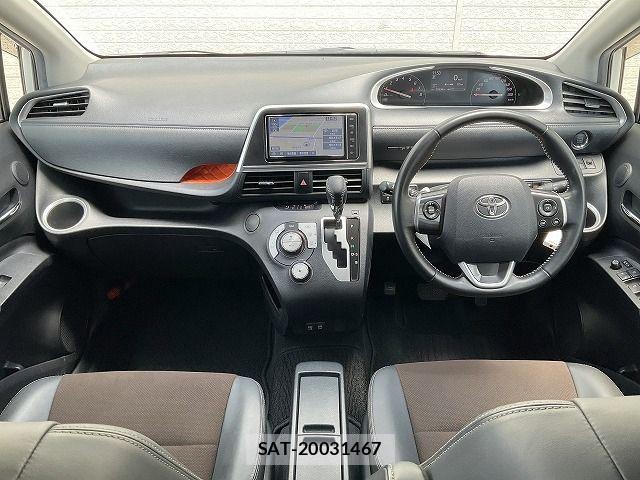 Toyota SIENTA 2020-06 8745841-2