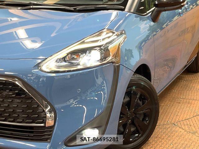 Toyota SIENTA 2021-12 8745837-12