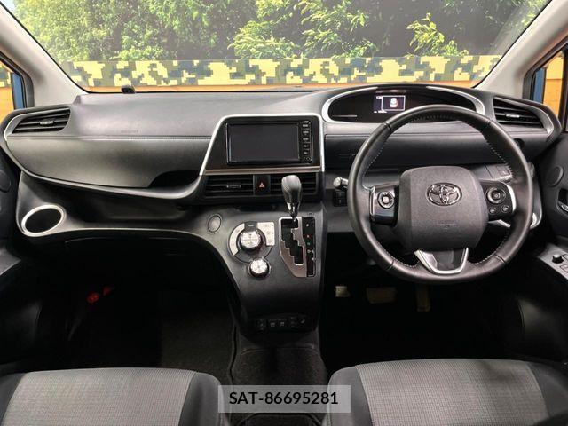 Toyota SIENTA 2021-12 8745837-1