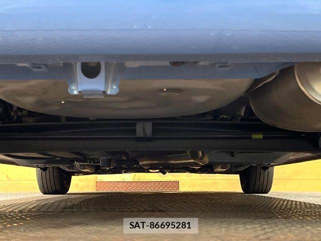 Toyota SIENTA 2021-12 8745837-19