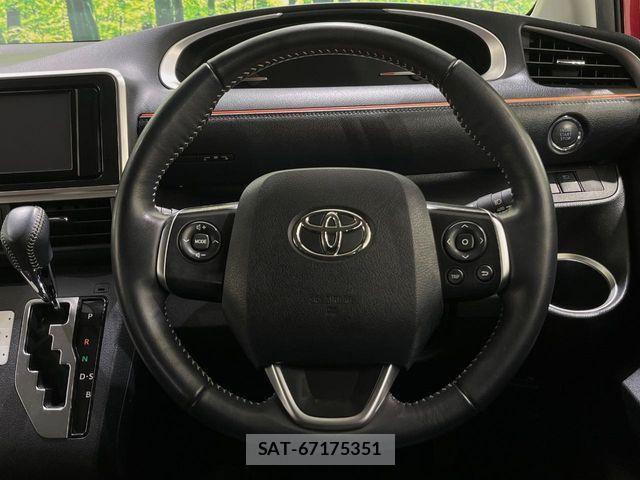 Toyota SIENTA 2021-10 8745839-10