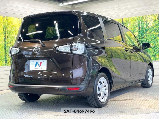 Toyota SIENTA 2015-07 8745850-17