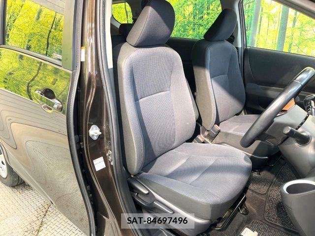 Toyota SIENTA 2015-07 8745850-7
