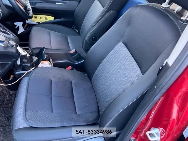 Toyota SIENTA 2019-10 8745852-12