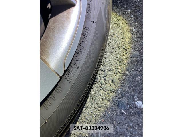 Toyota SIENTA 2019-10 8745852-13