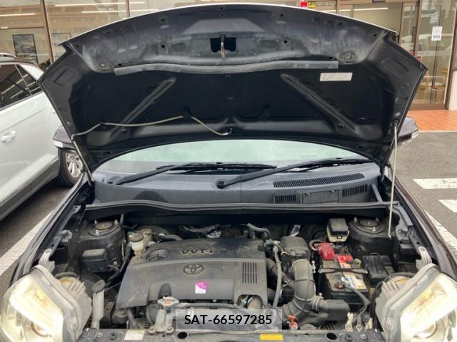 Toyota SIENTA 2014-02 8745859-12