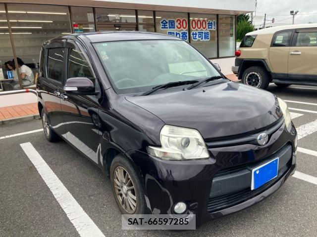 Toyota SIENTA 2014-02 8745859-3
