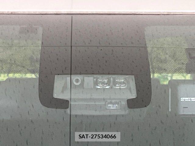 Toyota SIENTA 2022-07 8745835-2
