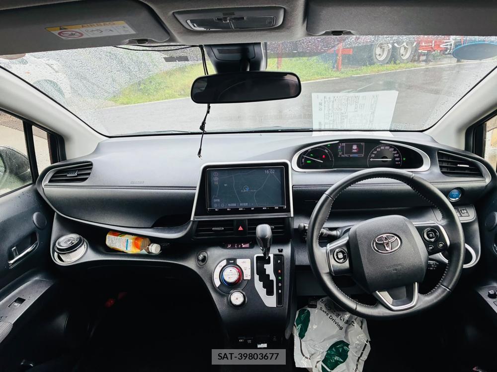 Toyota SIENTA 2022-05 8487794-12