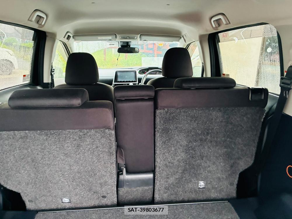 Toyota SIENTA 2022-05 8487794-25