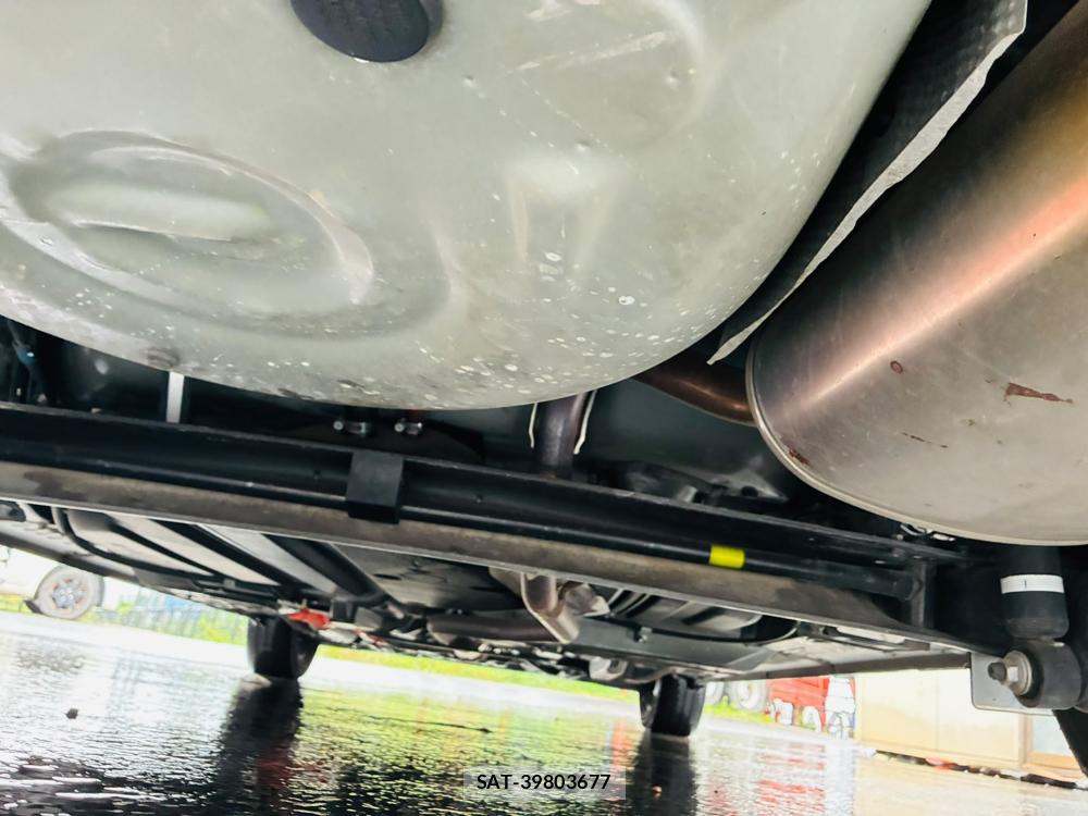 Toyota SIENTA 2022-05 8487794-37