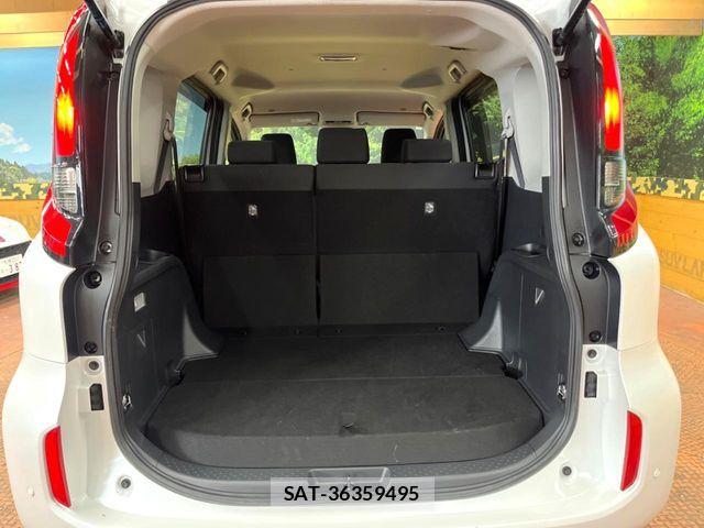 Toyota SIENTA 2024-06 8745838-9