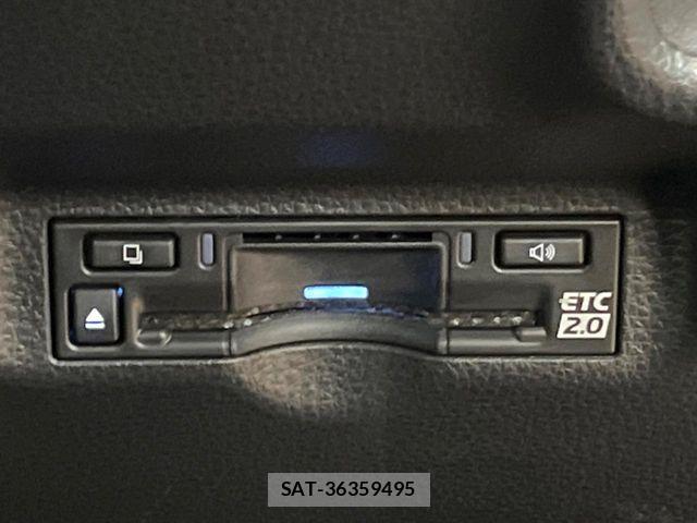 Toyota SIENTA 2024-06 8745838-6