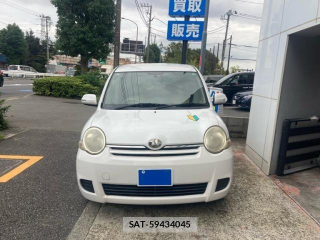 Toyota SIENTA 2009-12 8744175-0