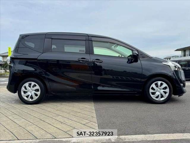 Toyota SIENTA 2017-02 8745854-11