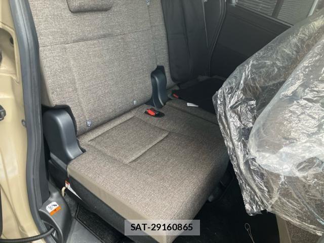 Toyota SIENTA 2023-03 8745840-13
