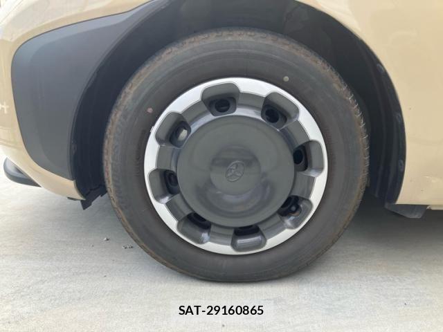 Toyota SIENTA 2023-03 8745840-6