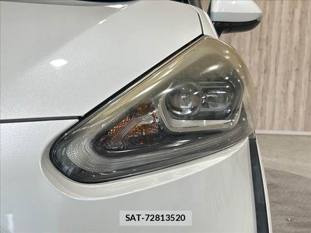Toyota SIENTA 2016-10 8745858-24