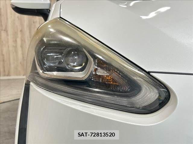 Toyota SIENTA 2016-10 8745858-25