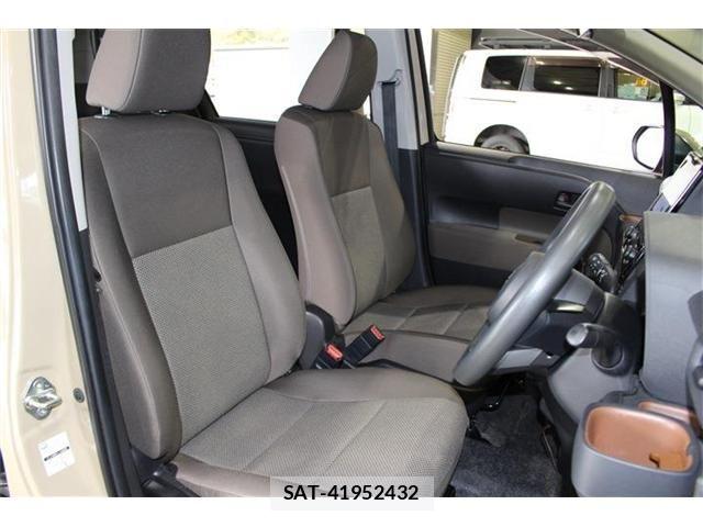 Toyota SIENTA 2022-11 8744251-9