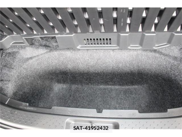 Toyota SIENTA 2022-11 8744251-18