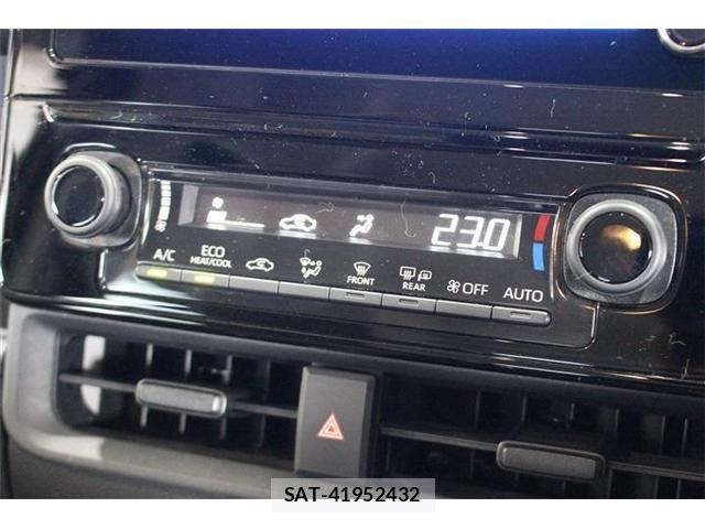 Toyota SIENTA 2022-11 8744251-24