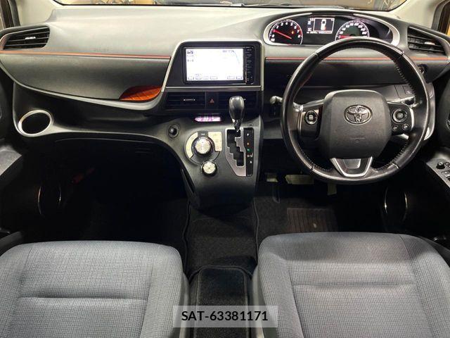 Toyota SIENTA 2016-04 8782037-1