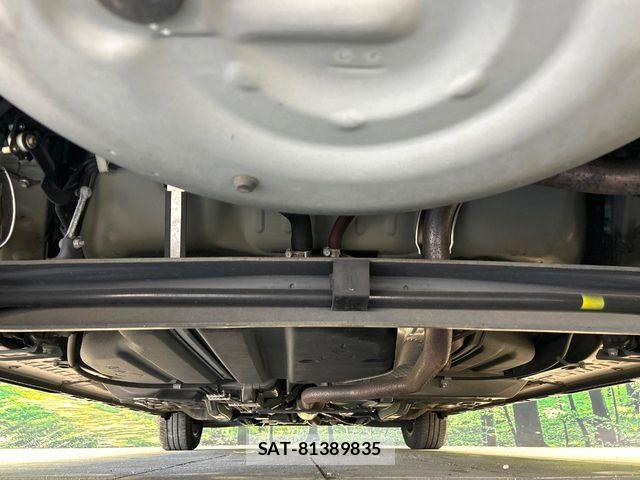 Toyota SIENTA 2019-12 8782031-19