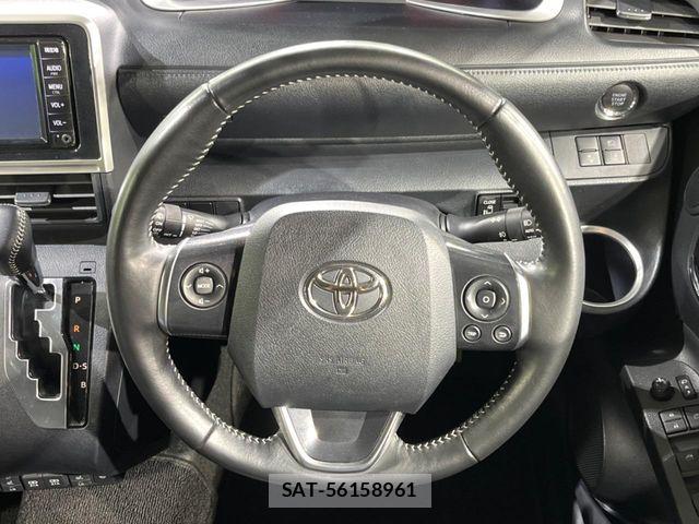 Toyota SIENTA 2021-12 8782030-11