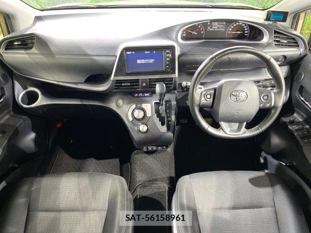 Toyota SIENTA 2021-12 8782030-1