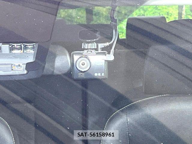 Toyota SIENTA 2021-12 8782030-5