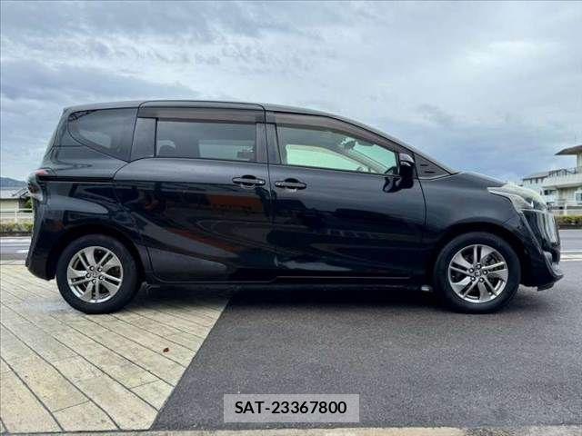 Toyota SIENTA 2017-05 8782042-11