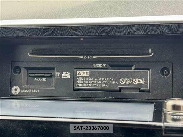 Toyota SIENTA 2017-05 8782042-22