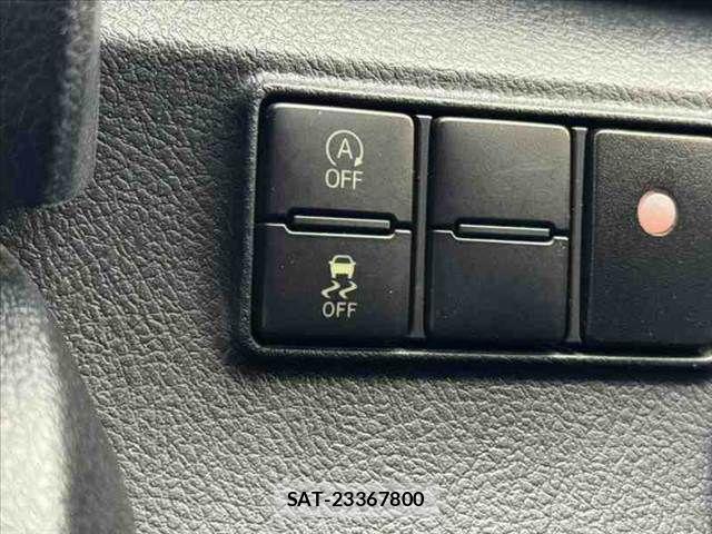 Toyota SIENTA 2017-05 8782042-26