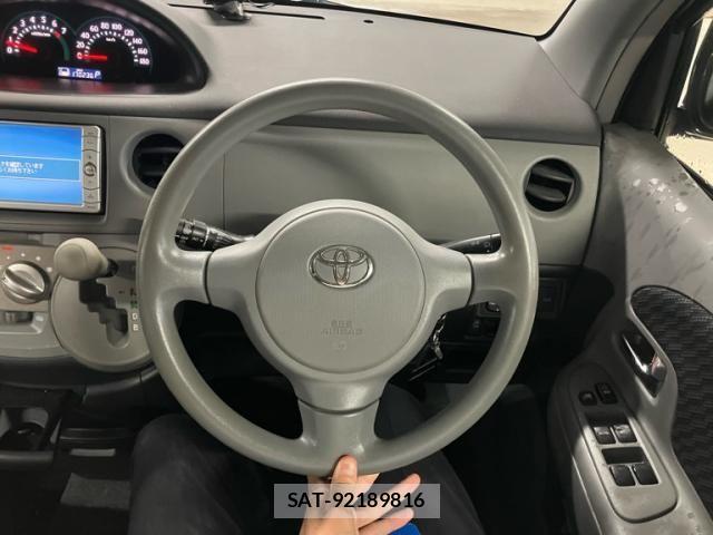 Toyota SIENTA 2009-09 8782045-11