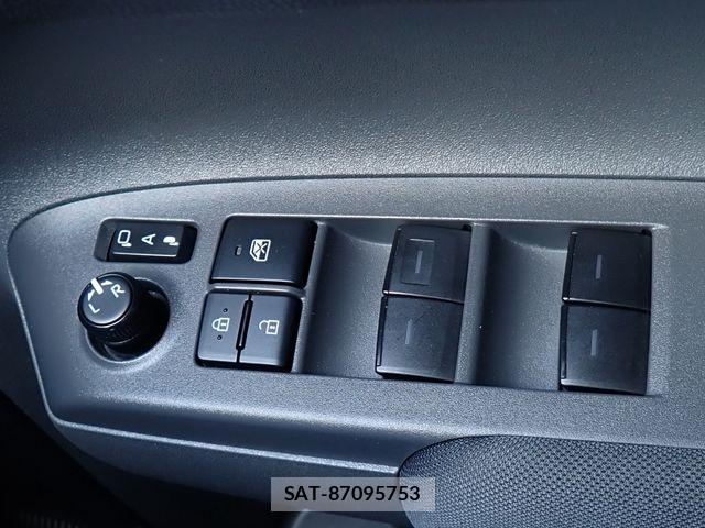 Toyota SIENTA 2023-03 8782029-11