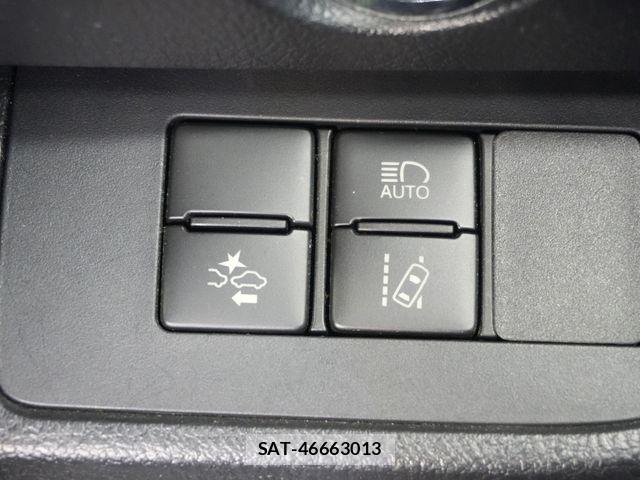 Toyota SIENTA 2017-11 8782036-15