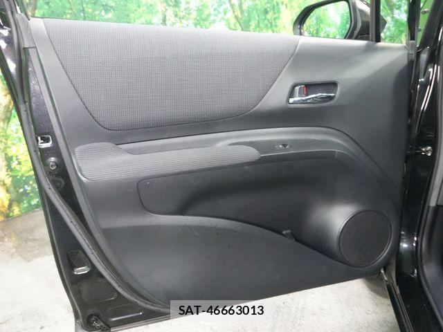 Toyota SIENTA 2017-11 8782036-23
