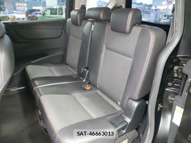 Toyota SIENTA 2017-11 8782036-26