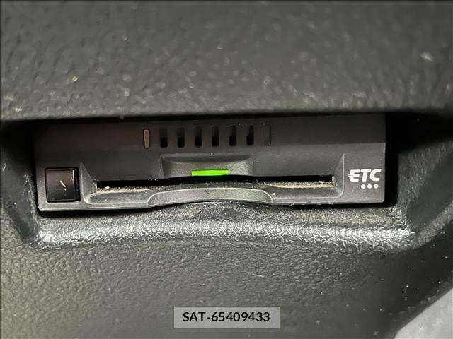 Toyota SIENTA 2020-10 8782032-25