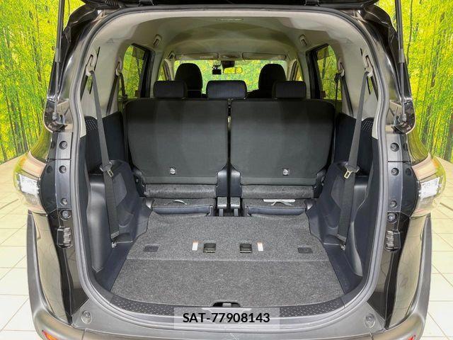 Toyota SIENTA 2015-11 8782040-10
