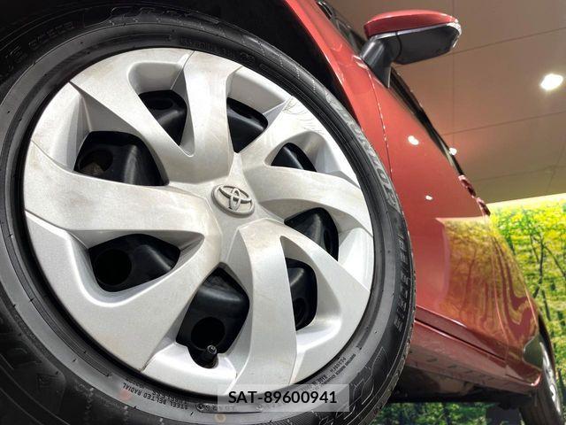 Toyota SIENTA 2016-07 8782043-12