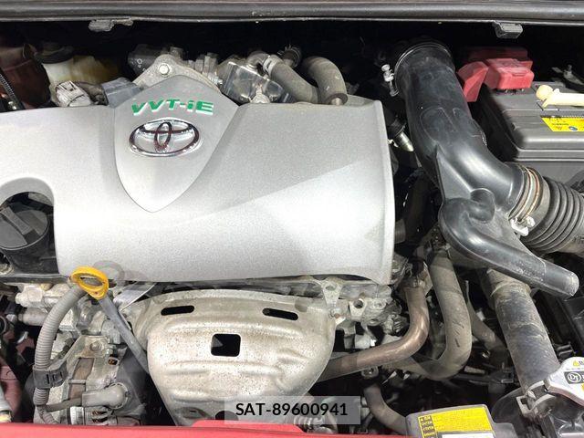 Toyota SIENTA 2016-07 8782043-18