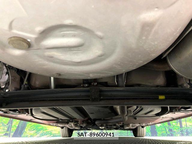 Toyota SIENTA 2016-07 8782043-19