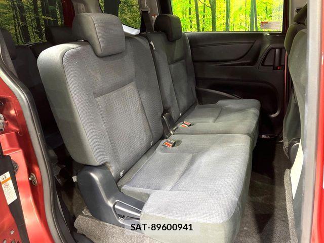 Toyota SIENTA 2016-07 8782043-8